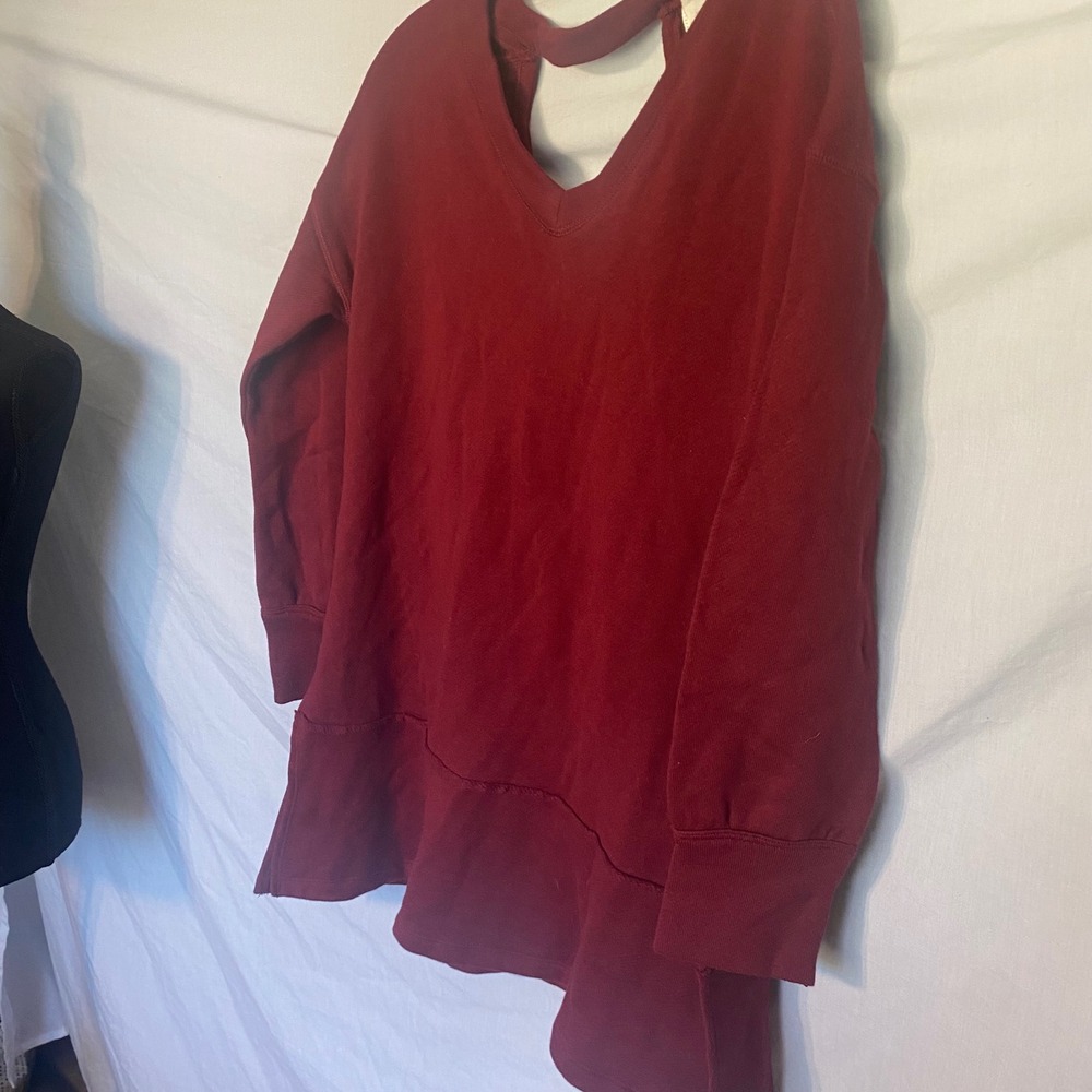 Caslon‎ Womens Burgundy V-Neck Cutout Back Longline Sweatshirt NWT Size S